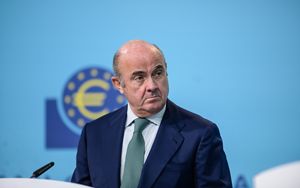 ECB de Guindos the era of negative rates is over