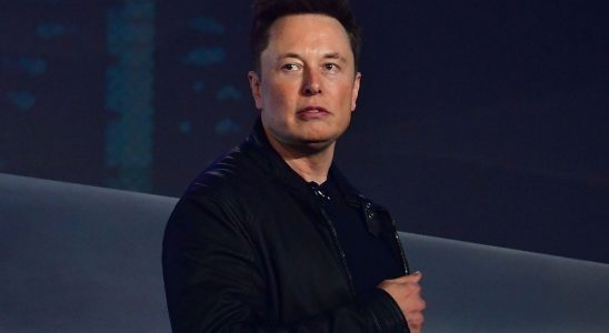 Elon Musk and hundreds of experts call for a break