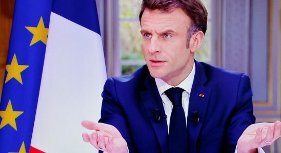 Emmanuel Macron ready to endorse unpopularity renews his confidence in