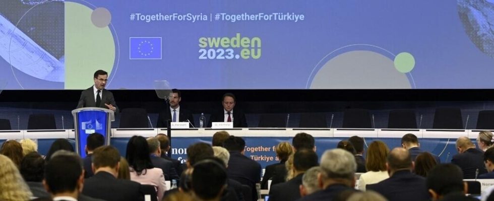 European Union announces E1 billion in aid for Turkey