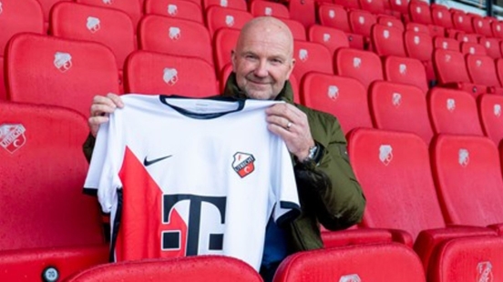 Former head coach now assistant at FC Utrecht womens team