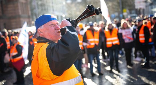 Germany what we know about the mega strike that is shaking