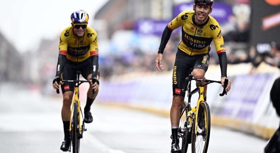 Ghent Wevelgem 2023 Laporte ahead of Van Aert the