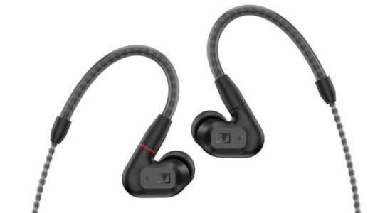 In ear headphones for audiophiles Sennheiser IE 200