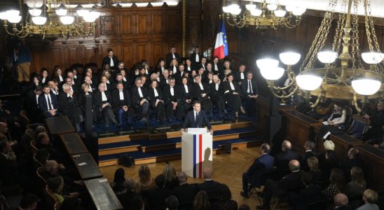 Macron promises a bill to include abortion in the Constitution