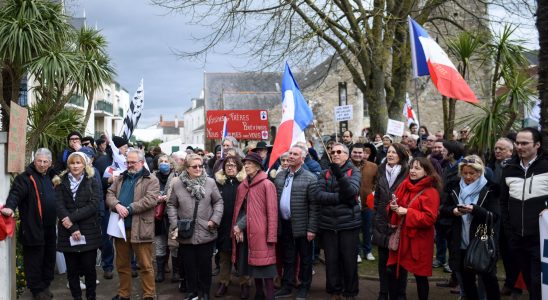 Najat Vallaud Belkacem Pascal Brice In Saint Brevin a new stage