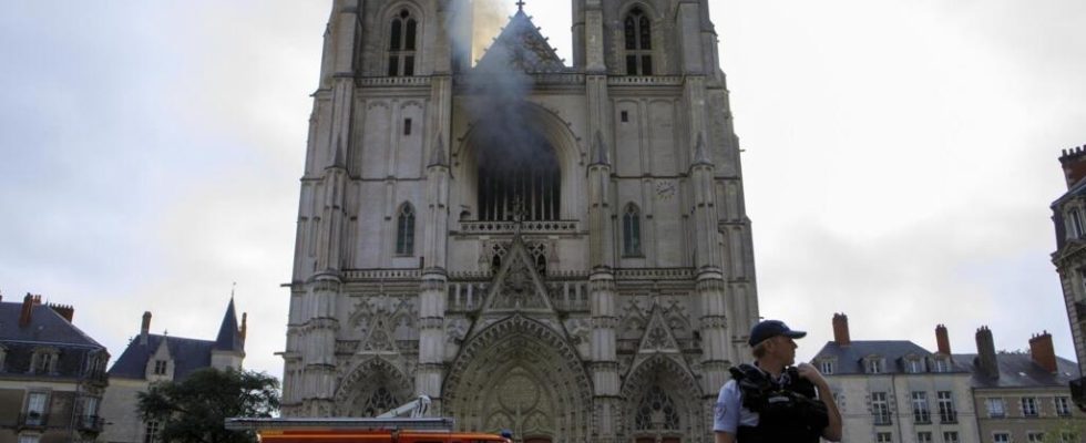 Nantes cathedral fire a Rwandan volunteer on trial