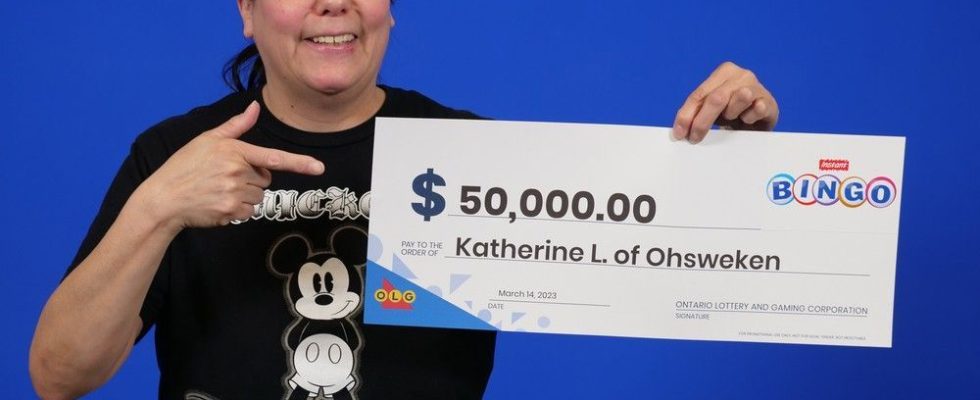 Ohsweken woman wins 50000 in instant game