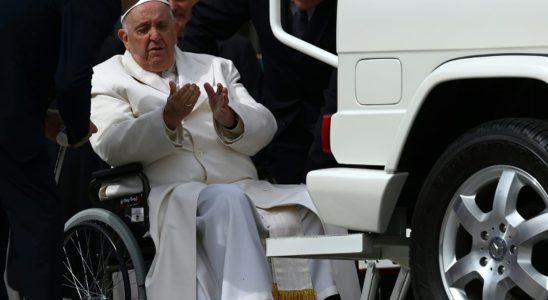 Pope Francis hospitalized in Rome had a good night