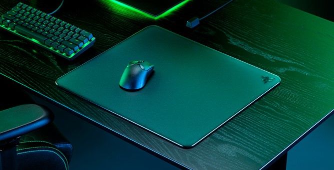 Razer Atlas offers pure precision with tempered glass gaming mat