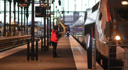 SNCF strike TGV Ouigo TER Forecasts for March 7