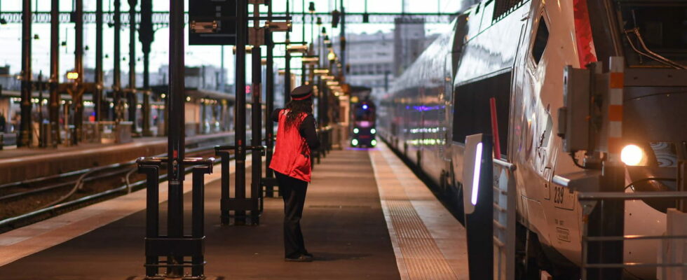 SNCF strike TGV Ouigo TER Forecasts for March 7