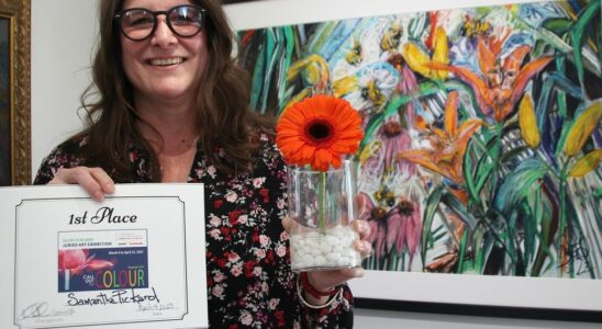 Sarnia artists chalk work awarded at Gallery in the Grove