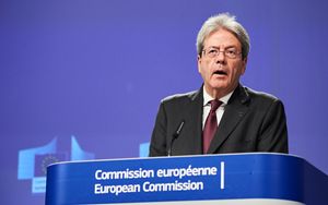 Stability pact Gentiloni Agreement to Ecofin on Tuesday is a