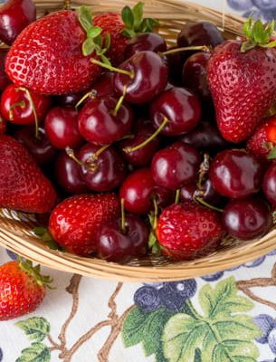 The 10 Best Spring Foods for Your Body