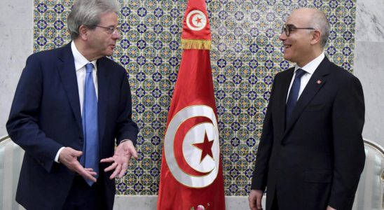 The European Commissioner for the Economy visits Tunisia in the