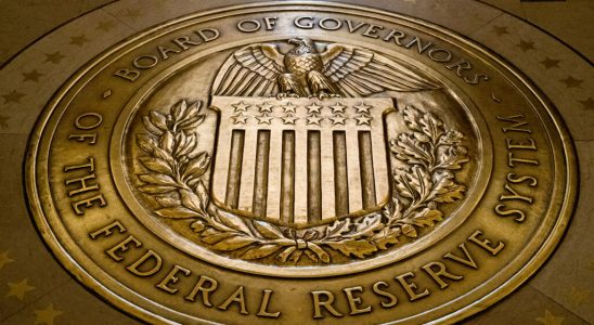 The Fed raises its key rate again despite the banking