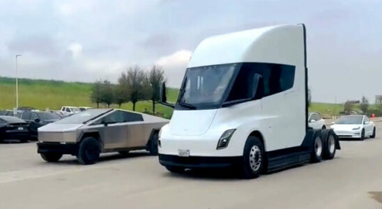 Video Tesla Semi and Tesla Cybertruck in the take off race