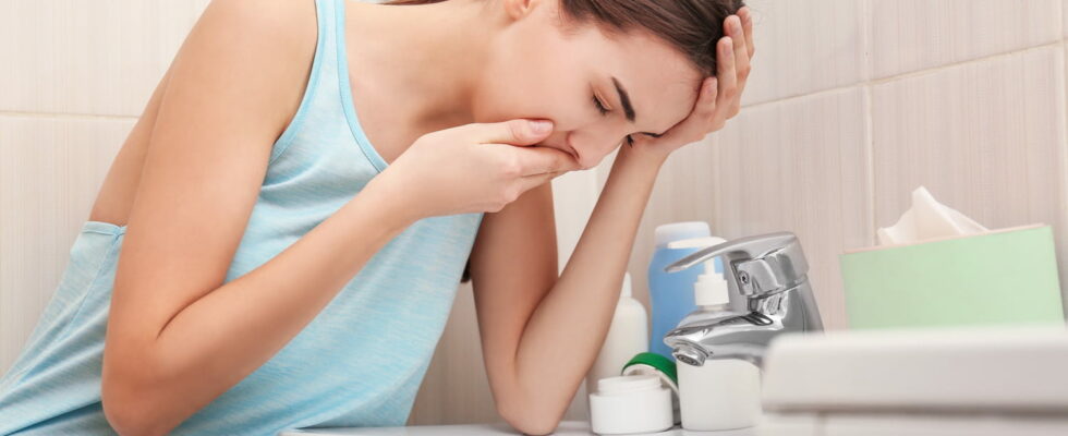 Vomiting when to worry how to stop it