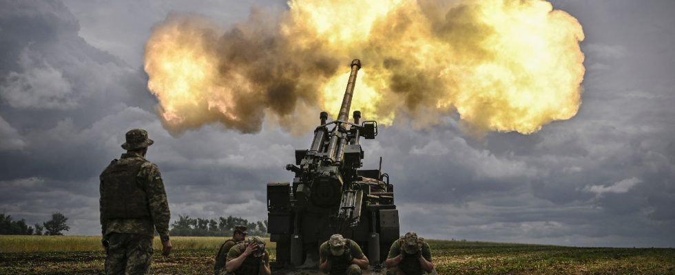 War in Ukraine violent fighting for the center of Bakhmout