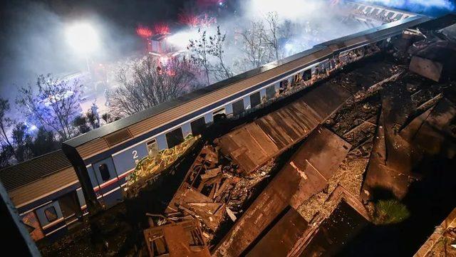 Who is Kostas Karamanlis who resigned after a train accident