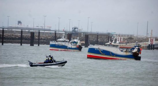 dead days in ports fishermen are up against European projects