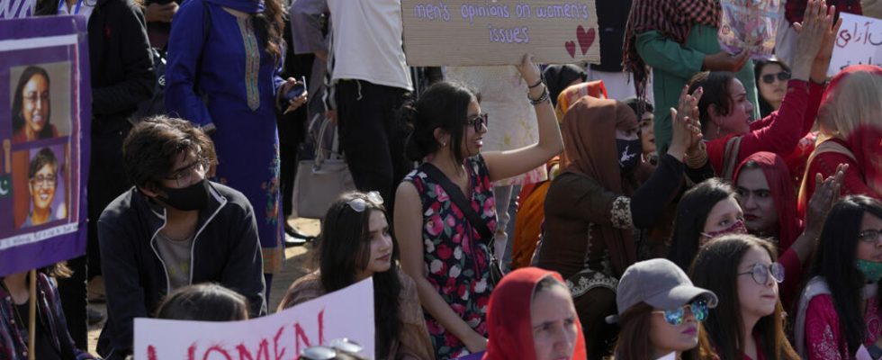 demonstrations and counter demonstrations around womens rights