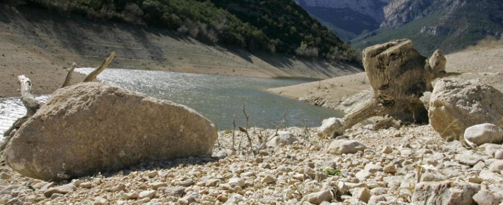 faced with the drought Barcelona is counting on the recycling