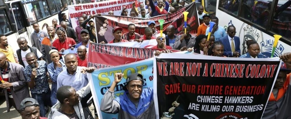 in Nairobi hundreds of traders denounce Chinese competition