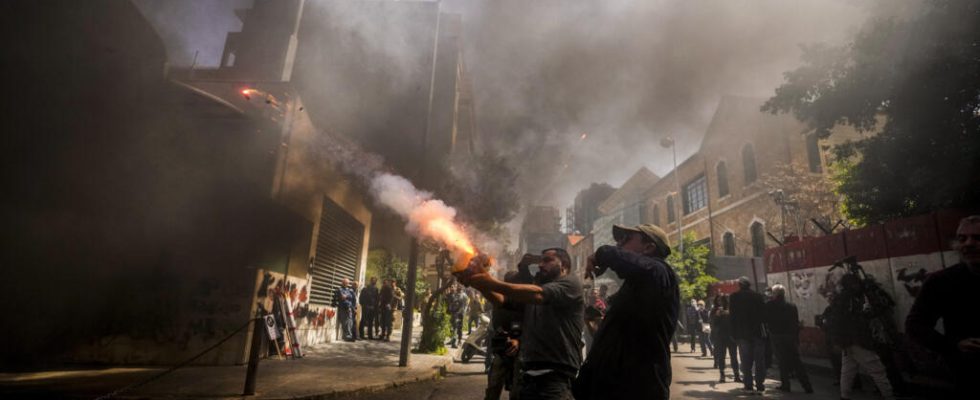 new demonstration in front of the Central Bank in Beirut