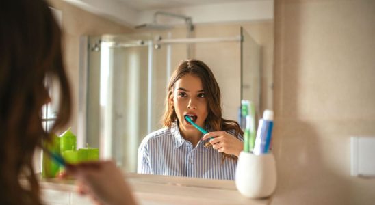 1 in 3 French people do not brush their teeth