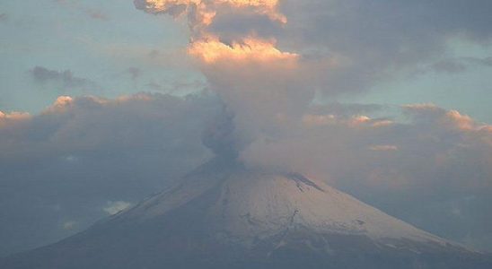 12 eruptions in the last 24 hours at Popocatepetl Volcano