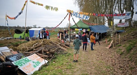 Castres Toulouse motorway project the arguments for and against