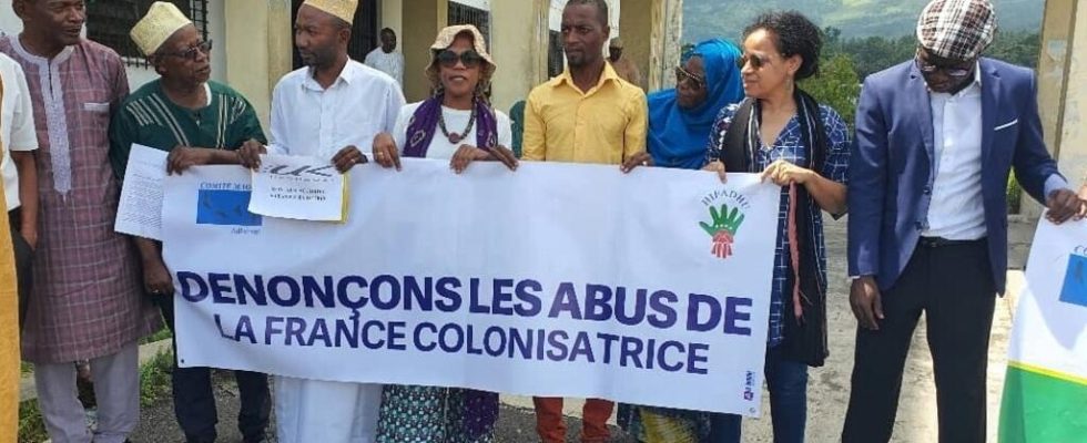 Comoros a sit in against evictions organized in Mayotte