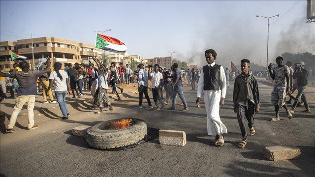 Death toll in clashes in Sudan rises to 25