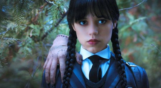 Did you notice Jenna Ortega uses a spooky trick from