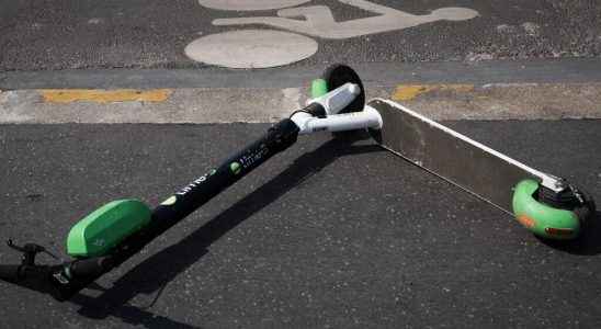 End of race for self service scooters in Paris