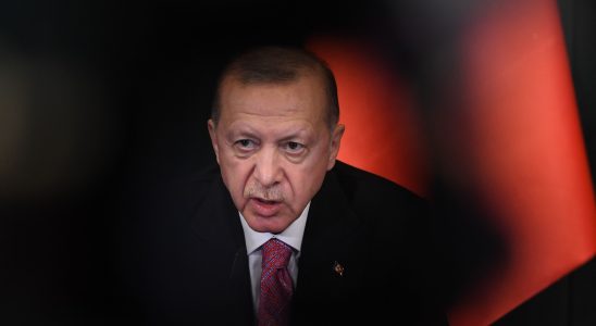 Erdogan the turning point all powerful autocrat candidate on the edge