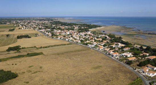 France the island of Oleron takes Airbnb to court and