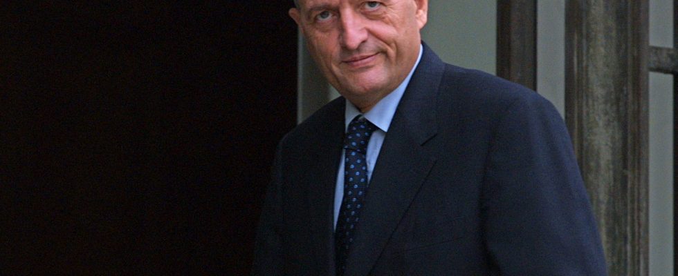 Francois Leotard former Minister of Defense is dead