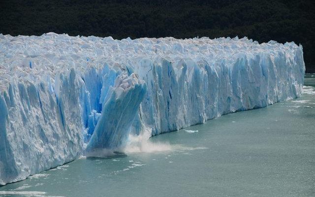 Frightening research for glaciers 2 percent melted in 10 years