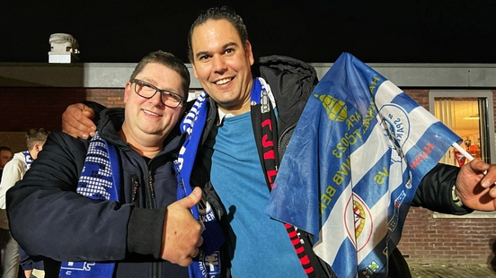 Full of pride after loss in football village Spakenburg Tears