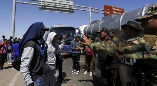 High migratory tension at the border between Chile and Peru