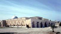 Israeli police clashed with Muslims at Al Aqsa Mosque on the