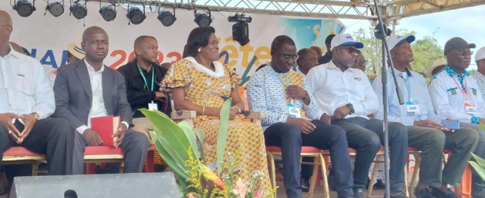 Ivory Coast Simone Gbagbo and her party celebrate the Festival