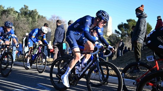 Lars van den Berg drove in the leading group Amstel