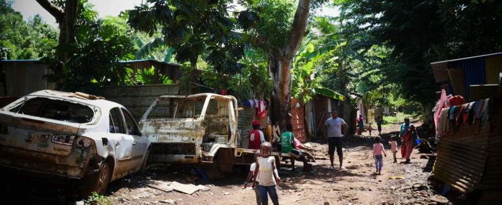 Mayotte in the slums populations strained by Operation Wuambushu