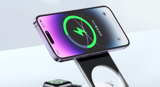 Mcdodo announces foldable and portable charging stand