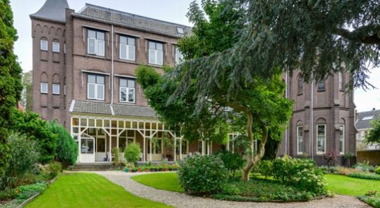 Municipality attacked by demolition porch of Utrecht monastery