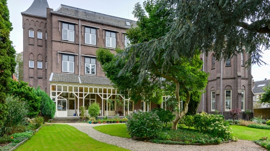 Municipality attacked by demolition porch of Utrecht monastery